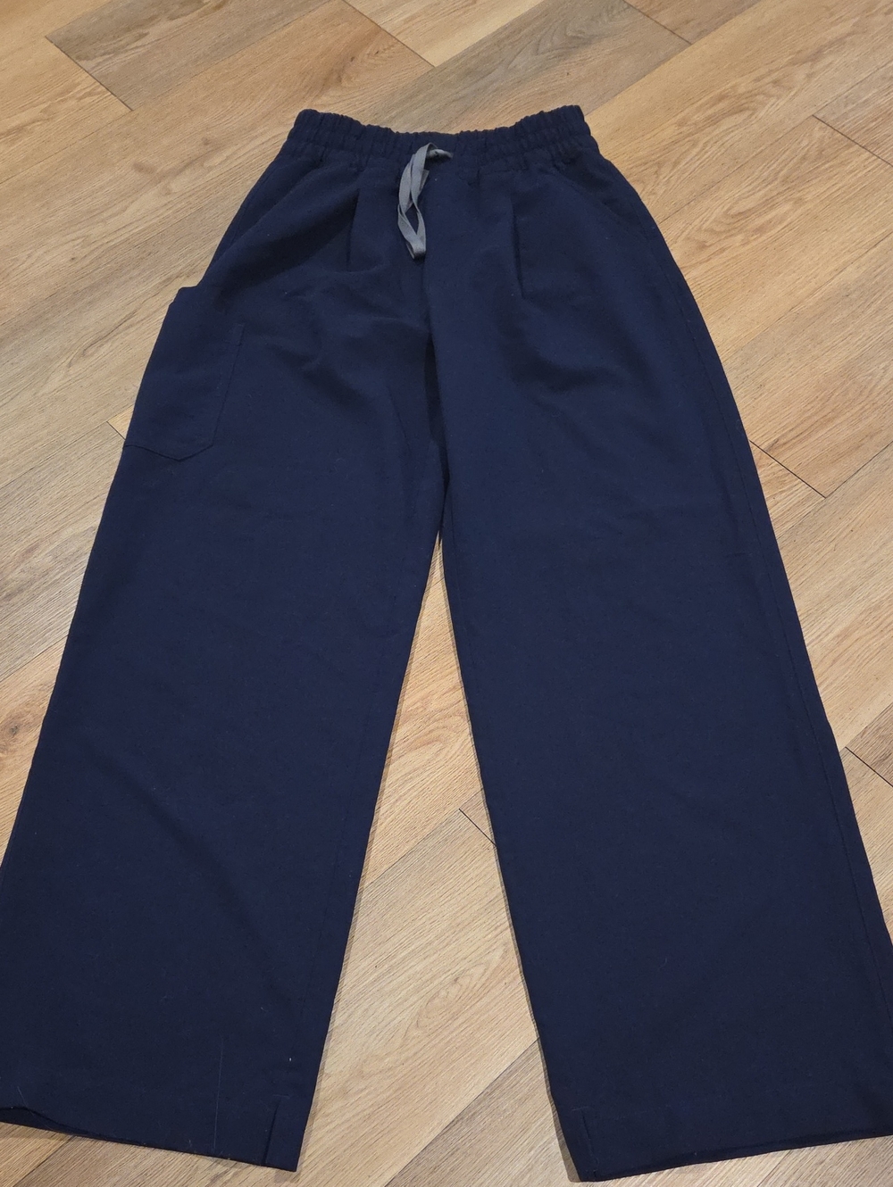 Figs Men's Navy Wide-Leg Jogger Pants with Drawstring